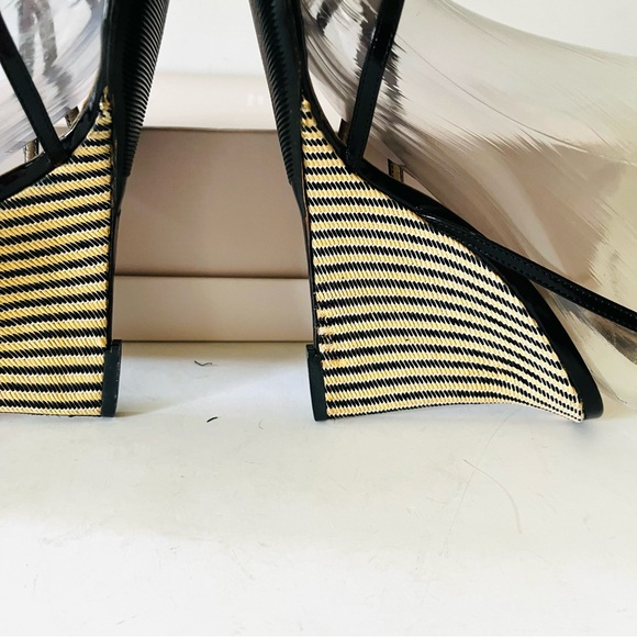 Dolce & Gabbana black and tan wedge sandals 7.5 - Picture 11 of 11